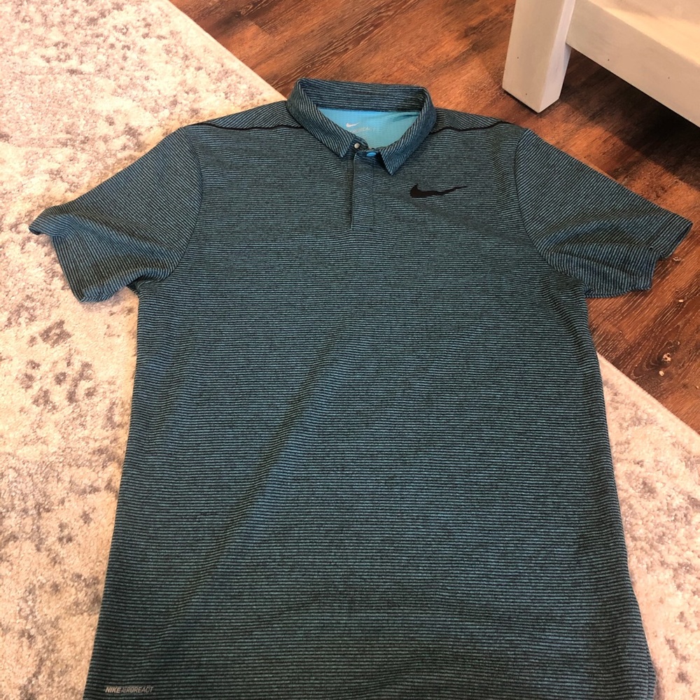 Nike men’s golf polo